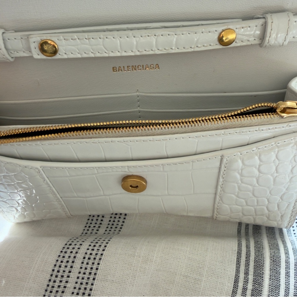 Balenciaga Hourglass Small Croc-Embossed bag - Picture 8 of 10